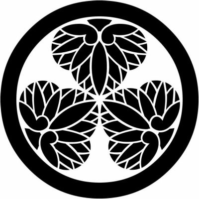 丸に三つ洲浜葵