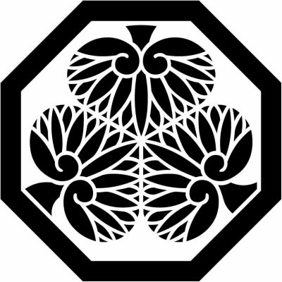 守山三つ葵（１）・守山家三つ葵