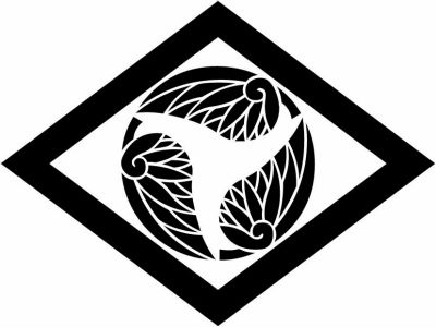 菱に三つ割り葵