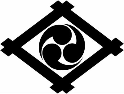 井桁に三つ巴・井桁に左三つ巴