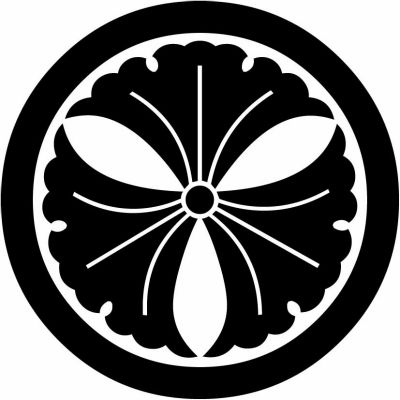 丸に三つ銀杏（１）