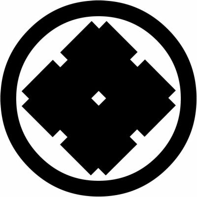 丸に隅立て太井筒