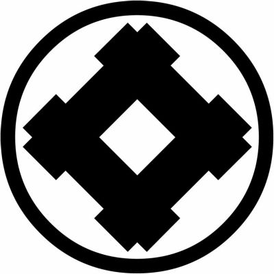 中輪に隅立て井筒・中輪に井筒