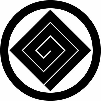 丸に隅立て稲妻（１）