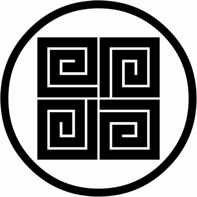 細輪に四つ稲妻