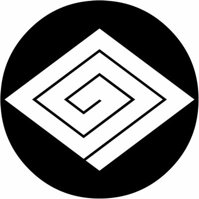 石持ち地抜き稲妻菱（２）