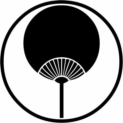 糸輪に一つ団扇・糸輪に団扇