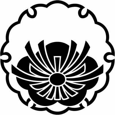 雪輪に総覗き変わり梅