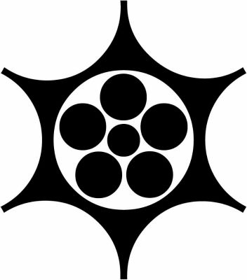 鞠挟みに星梅鉢