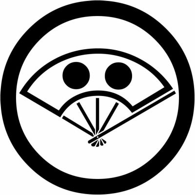 丸に日月の丸陰扇