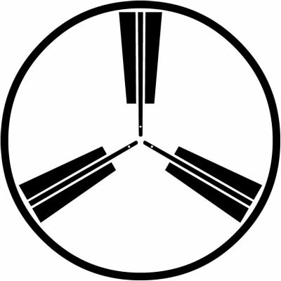 糸輪に尻合わせ三本扇