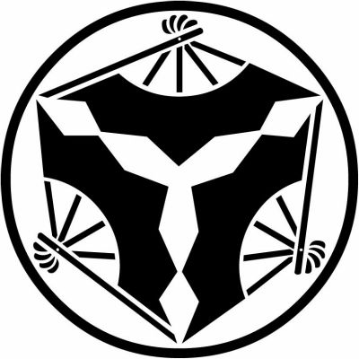 糸輪に頭合わせ三つ雁木扇