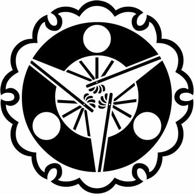 雪輪に三つ日の丸扇・雪輪に日の丸三つ扇