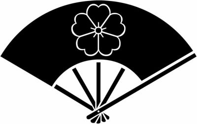 扇に桜・五本骨扇に桜