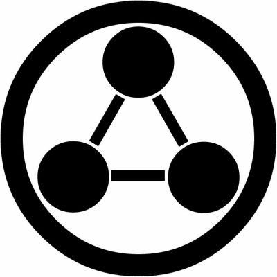 丸に三つ鏡（１）