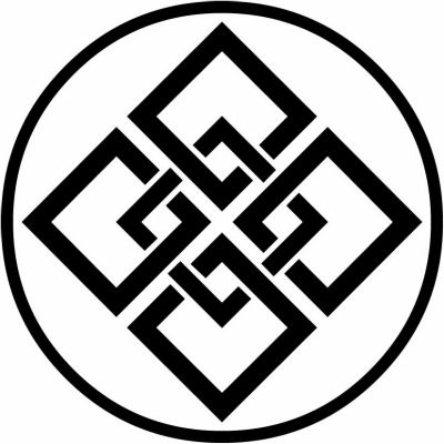 糸輪に五つ組み角