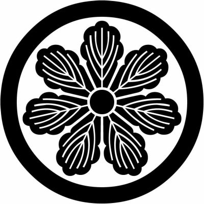 丸に七つ柏