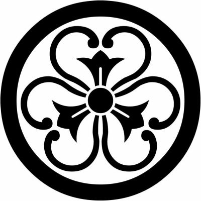 丸に花剣蔓片喰