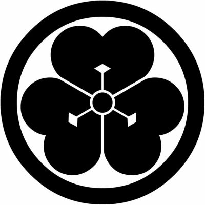 丸に庄内片喰（１）・庄内家片喰