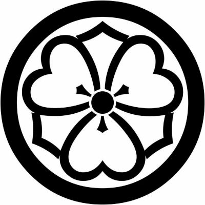 丸に中陰剣片喰