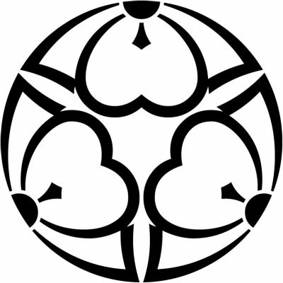 中陰三つ割り剣片喰