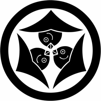 丸に三つ口合い雁金・丸に嘴合わせ三つ雁金（１）