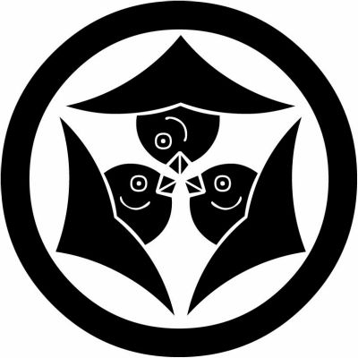 丸に三つ口合い雁金・丸に嘴合わせ三つ雁金（２）