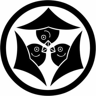 中輪に三つ口合い雁金・中輪に嘴合わせ三つ雁金（２）・中輪に喰い合い雁金