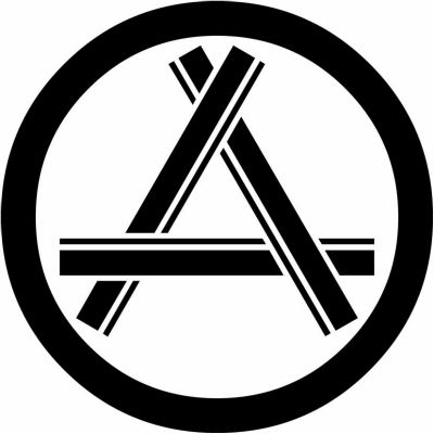 丸に変わり三つ組み木・丸に変わり三つ組み筋違・丸に子持ち三つ組み木