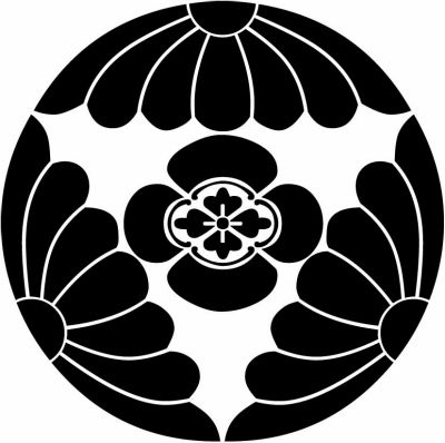 三つ割り菊に木瓜