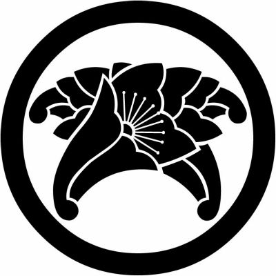 丸に違い花杏葉