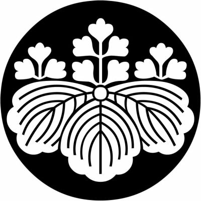 石持ち地抜き五三桐・石持ち地抜き五三の桐