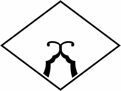 糸菱に覗き琴柱