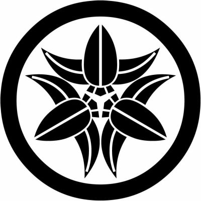 丸に九枚篠笹・丸に頭合わせ九枚篠笹