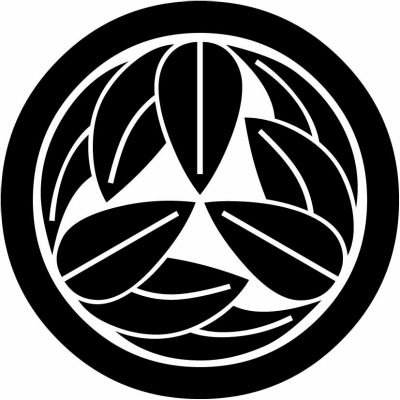 丸に追い九枚笹