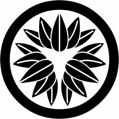 丸に頭合わせ十五枚笹