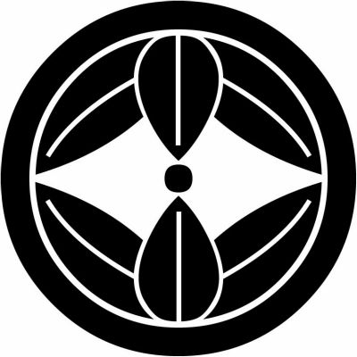 丸に六枚笹に露