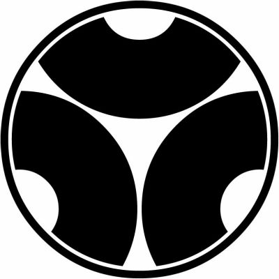 糸輪に三つ割り蛇の目