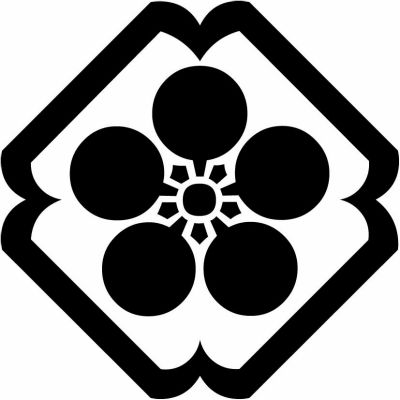 隅入り角に梅鉢