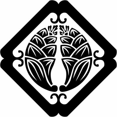 隅入り蔓角に抱き茗荷