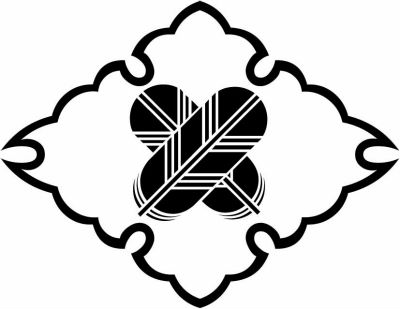 雪輪菱に違い鷹の羽