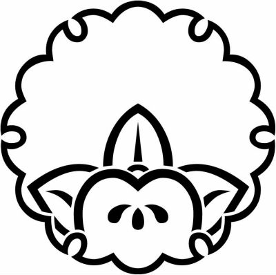 雪輪に覗き変わり陰橘