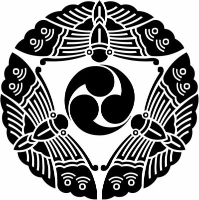 三つ蝶に巴