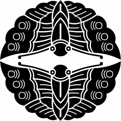 上下対い蝶・対い蝶