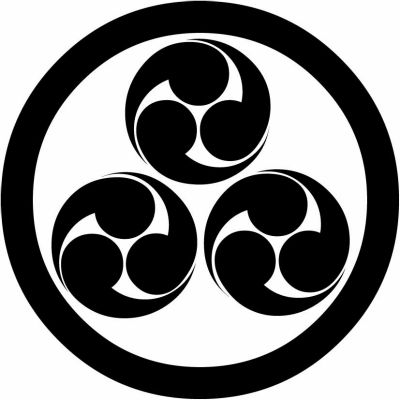 丸に三つ盛り三つ巴