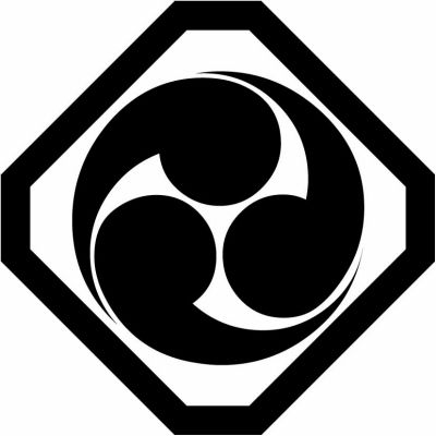 隅切り角に左三つ巴