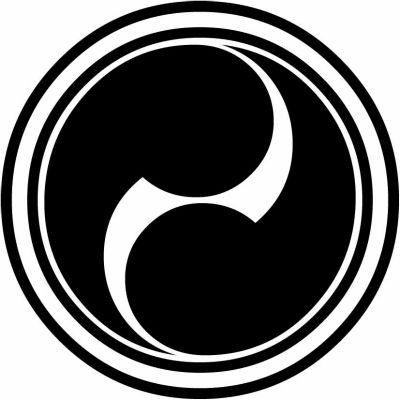 二重輪に二つ巴