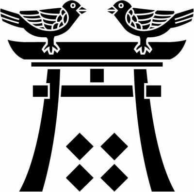 山本鳥居・鳥居の上鳥二羽に石畳