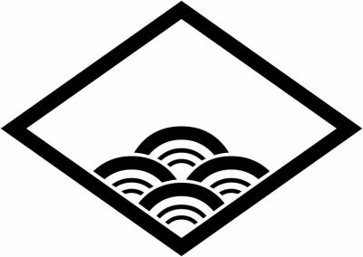 細菱に覗き青海浪・細菱に覗き青海波