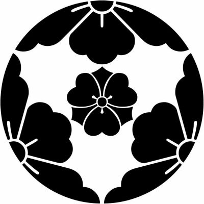 三つ割り花菱に剣片喰